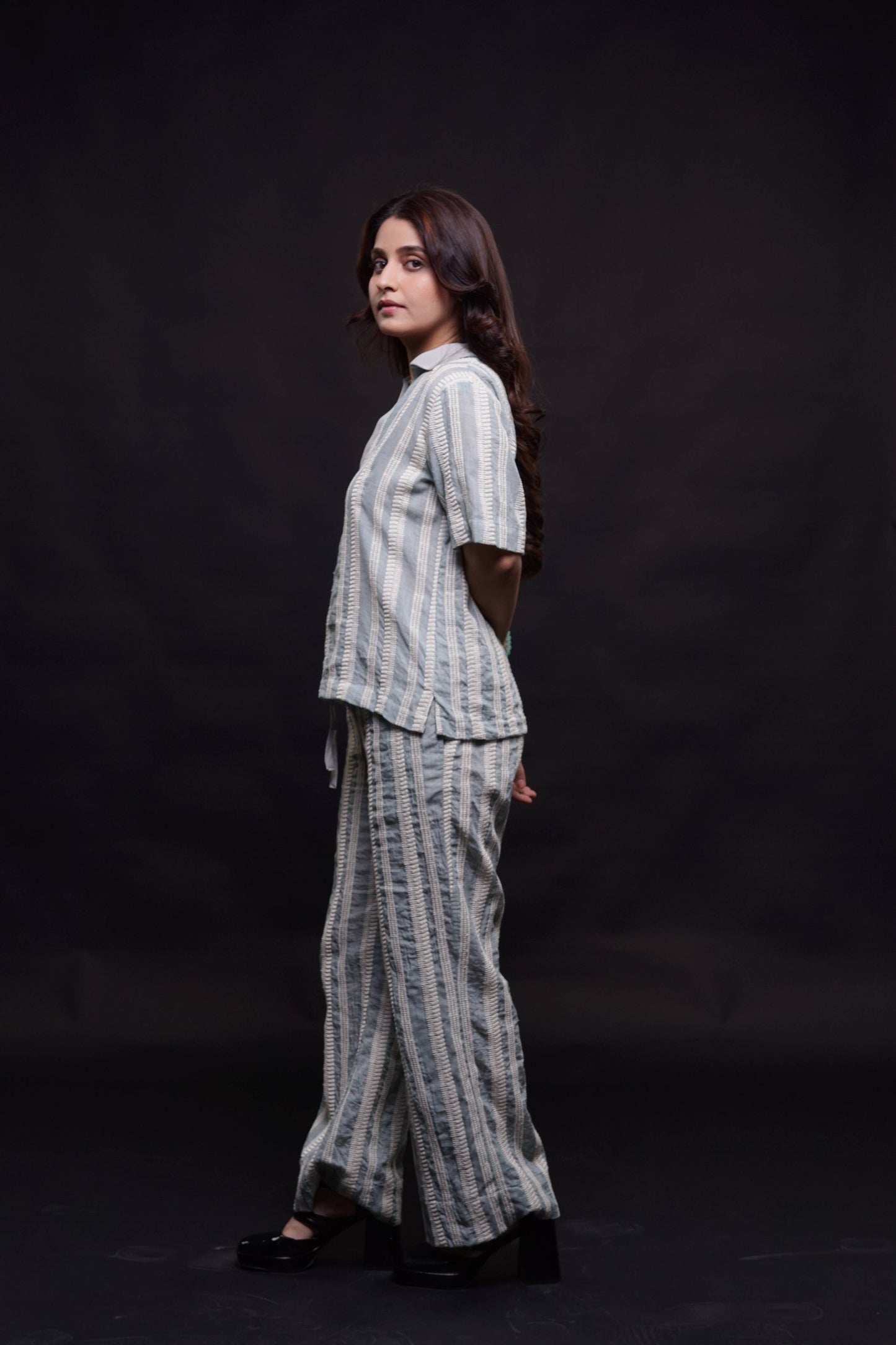 Classic Essence Feather Grey Casual Set | Shirt & Trouser