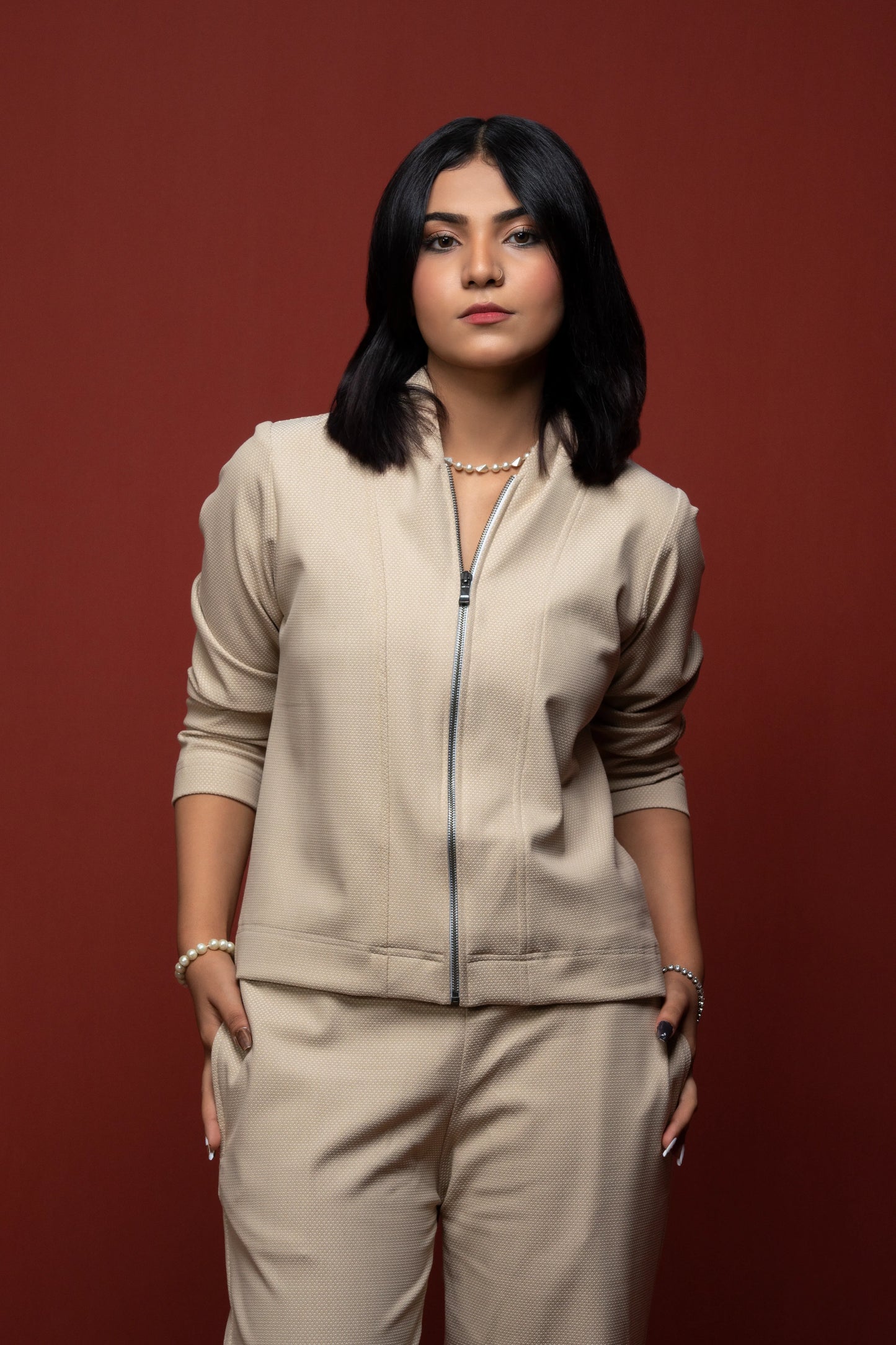 Classic Essence Off-white Zipper Set | Shirt & Trouser