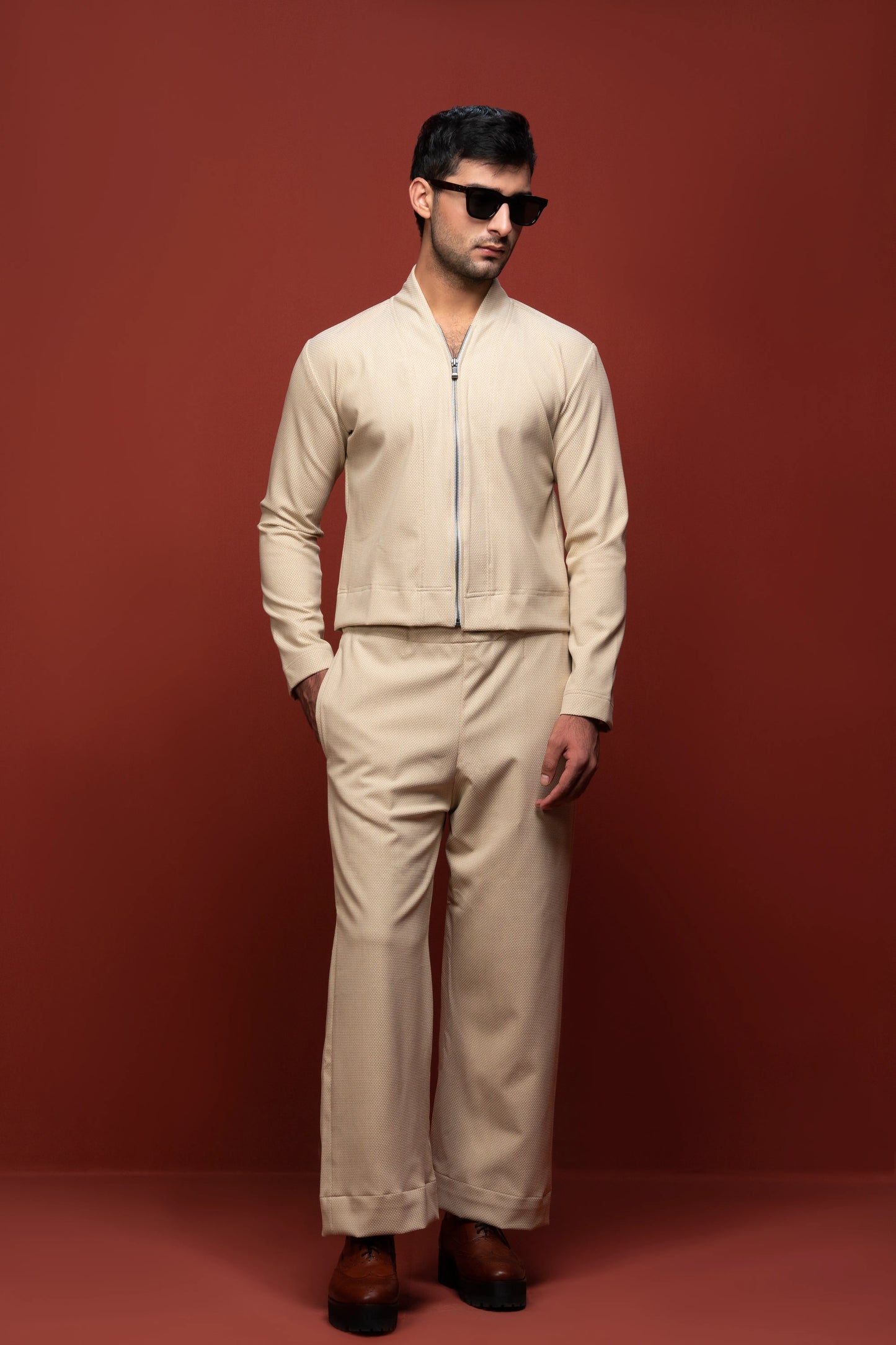 Classic Essence Off-white Zipper Set | Shirt & Trouser