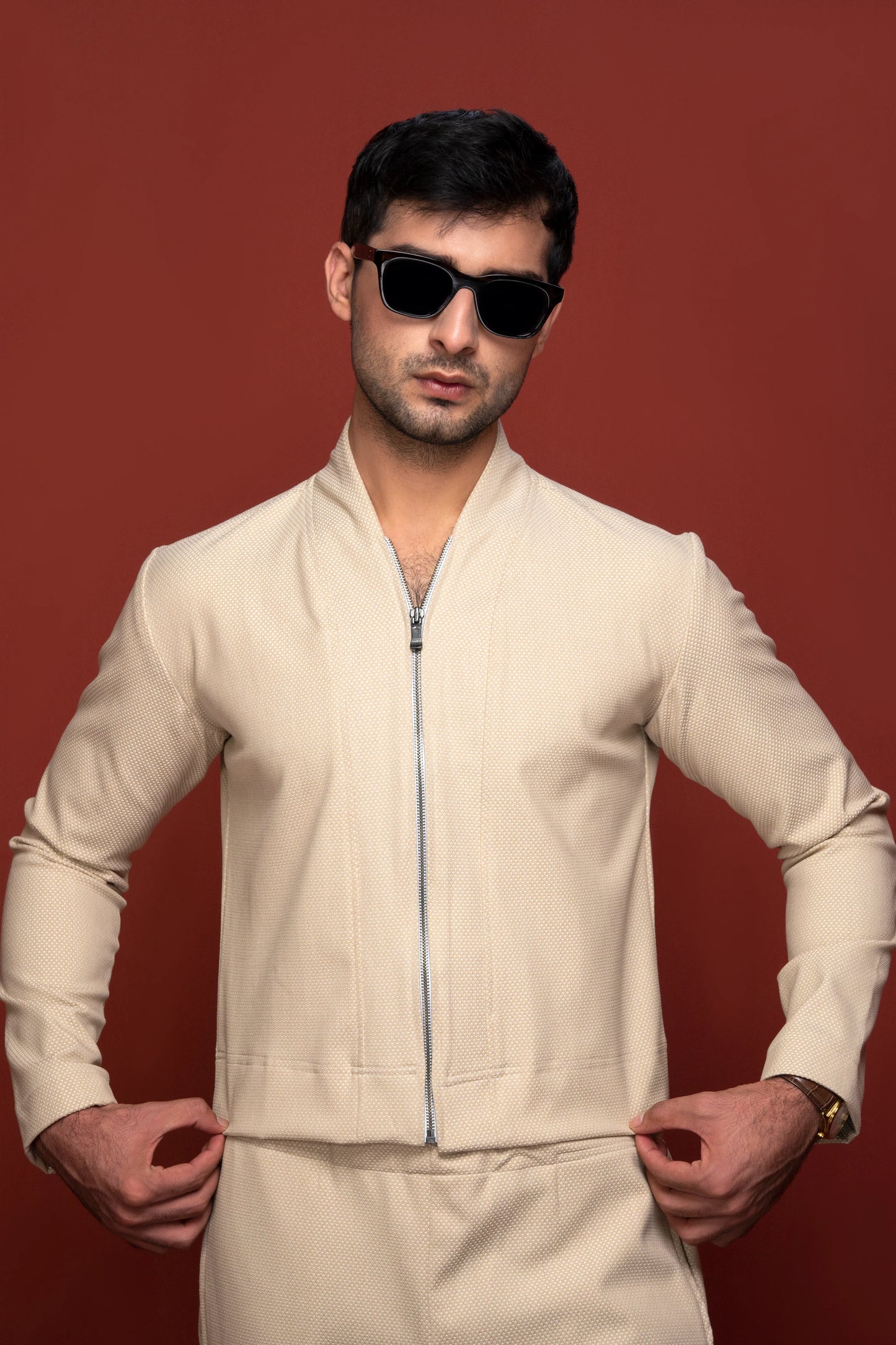 Classic Essence Off-white Zipper Set | Shirt & Trouser