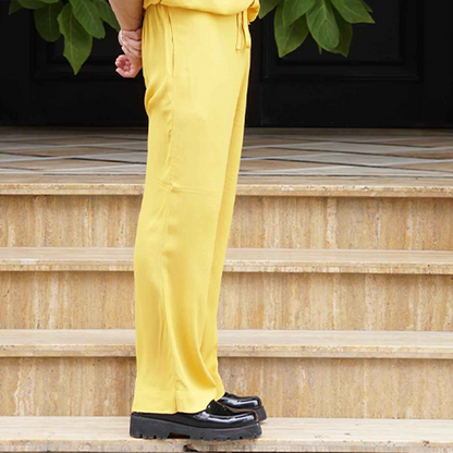 Classic Essence Yellow Trouser
