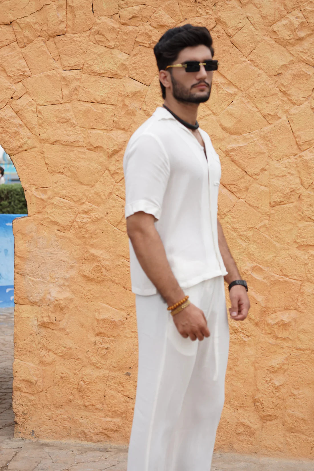 Relax Fit White Button-down