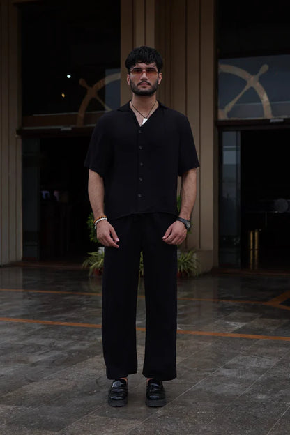 Relax Fit Black Button-down