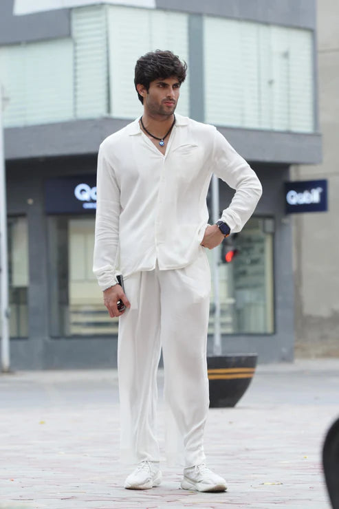 Relax Fit White Button-down